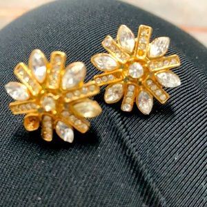 5/$25. Beautiful sparkly crystal pierced earrings need small fix.